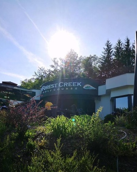 Golfplatz Forest Creek